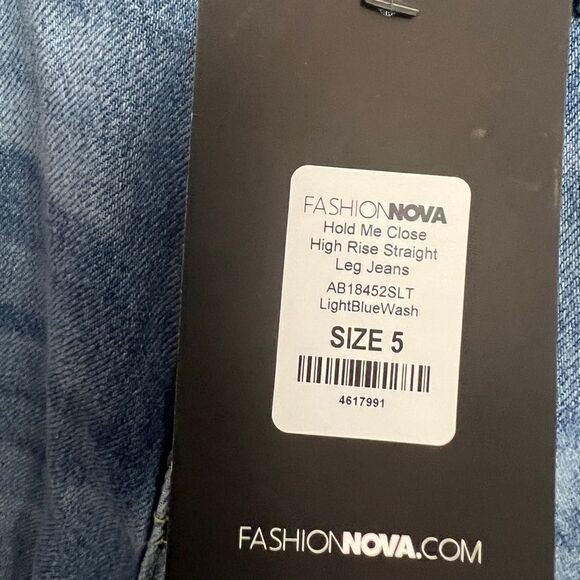 💎 Fashion Nova Hold Me Close High Rise Jeans - Picture 5 of 8